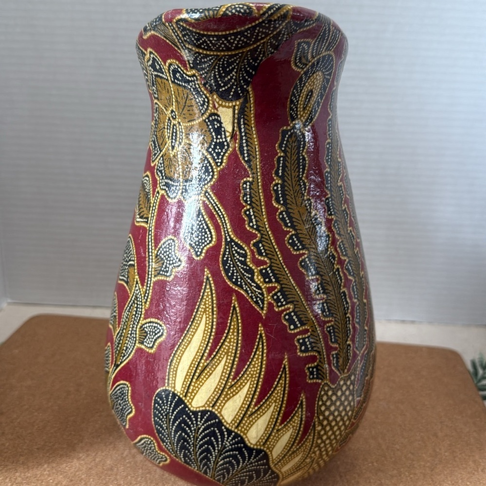 🛑SOLD🛑 Unique  Jug with good size, weight & eye 👁️ appeal. - Picture 6 of 7